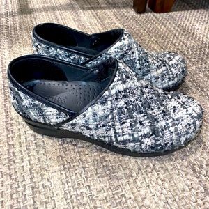 Sanita nursing clogs
